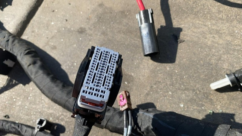 ⭕ 2025 Rivian R1S Driver Side Engine Wiring Harness Cable Wire Loom Left LH Assy