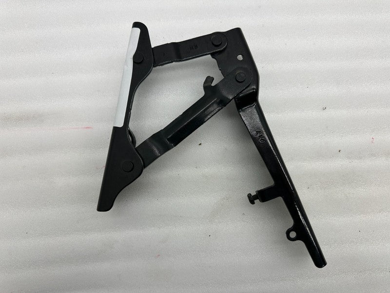 600673700E ⭕ 12-15 Tesla Model S Front Right Bonnet Hood Hinge Closure Assist 6006737-00-E