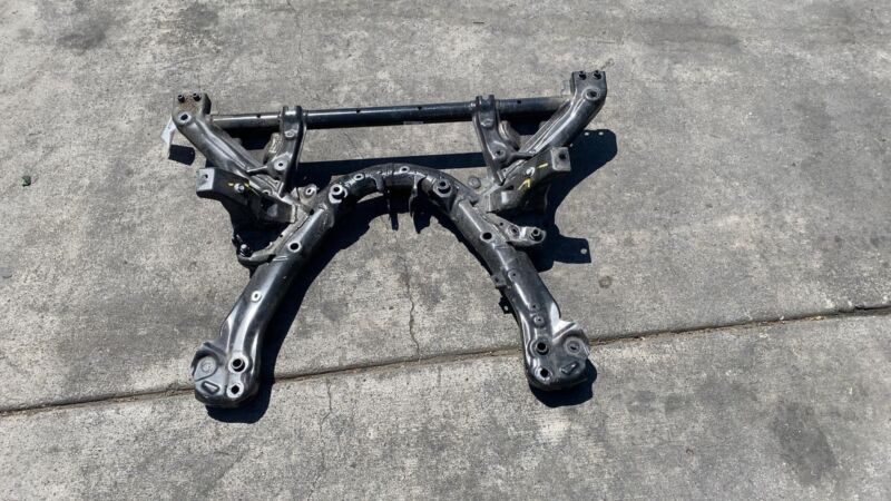 1044531 00 B 2020-2023 Tesla Model Y Front Suspension Subframe Structure Cradle Crossmember