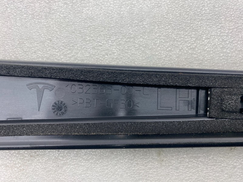 1032363 00 C ⭕ 2015-2021 Tesla Model X Driver Side B-Pillar Applique Glass Left 1032363-00-C