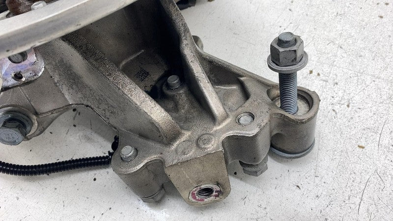 2017-2024 Chrysler Pacifica Rear Left Spindle Knuckle Hub w/ Dust Shield LH FWD