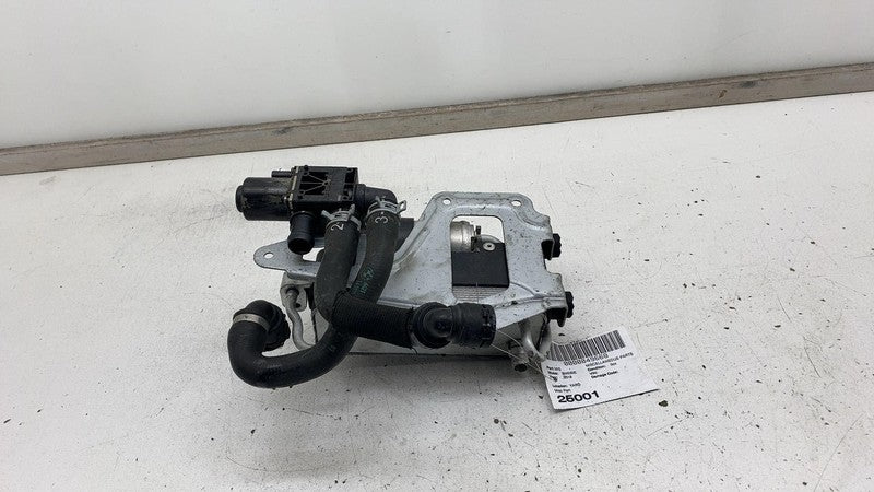 9109858 2018-2020 BMW 530e Engine A/C Coolant Air Conditioning Condenser w/ Drier & Pipe