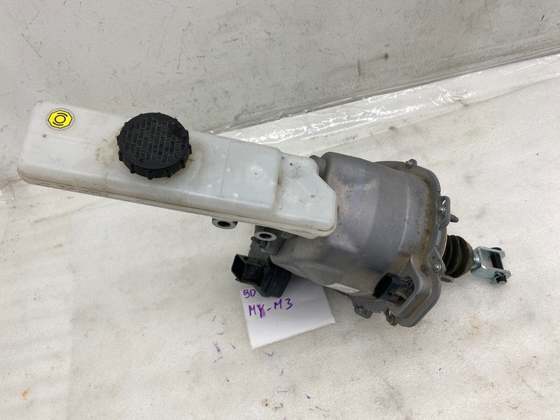 104467199F ⭕ 17-23 Tesla Model 3 Power Brake Booster Master Cylinder Reservoir 1044671-99-F