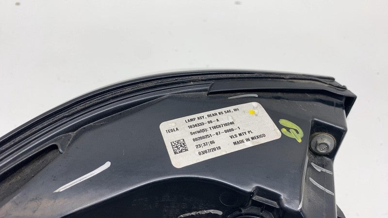 1034333-00-A ⭕ 2016-2020 Tesla Model X Rear Right Outer Taillight LED Tail Lamp 1034333-00-A