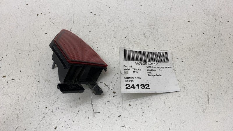 ⭕ 12-24 Model S X Rear Right Taillight Taillamp Side Reflector Lamp 10