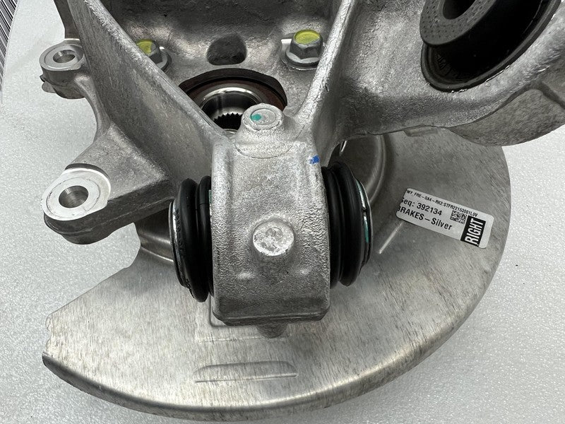 1188416 00 F 2020-2024 Tesla Model Y Rear Right Spindle Knuckle w/ Wheel Hub & Dust Shield RH