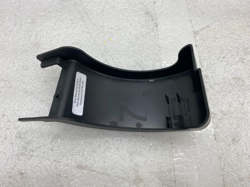 104707400G ⭕16-23 Model X Front Left / Rear Right Falcon Door Hinge Cover Trim 1047074-00-G