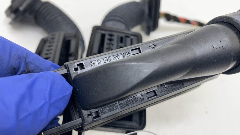 A0005451643 ⭕ 2022 EQS 450+ Front Door Body Connector Harness Adapter Housing A0015459303