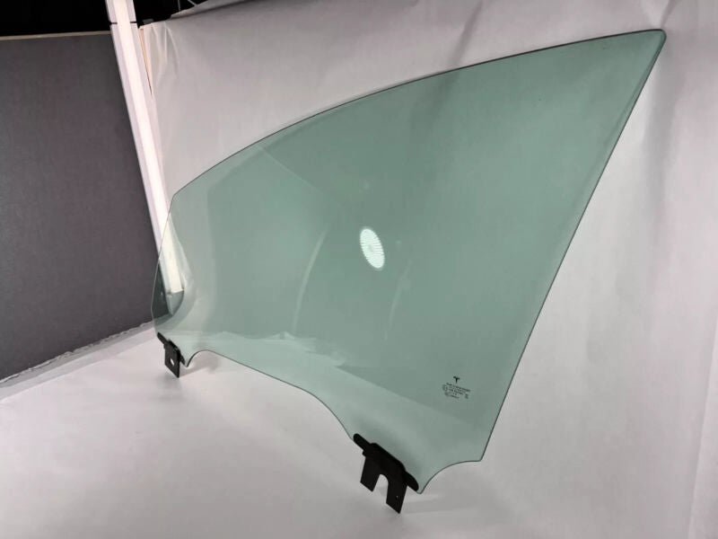 2016-2020 Tesla Model X Front Driver Side Door Window Glass Left OEM 43R-004530