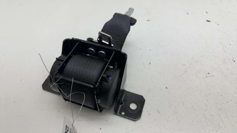 ⭕ 2017-2025 Chrysler Pacifica Rear Center 3rd Row Seat Belt Retractor Black OEM