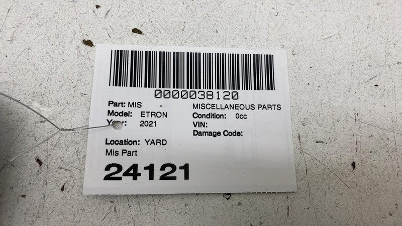 4M0819181B 19-23 E-Tron Rear Left or Right Quarter Panel Pressure Air Vent Grille 4M0819181