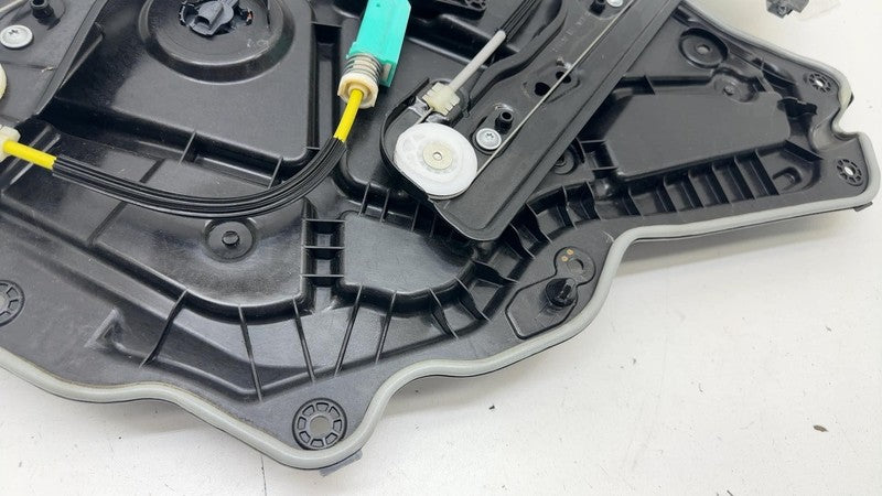 ⭕ 20-24 Tesla Model Y Rear Left Window Regulator & Motor w/ Carrier 14