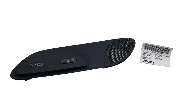 6DB40DX9AE ⭕ 17-25 Chrysler Pacifica Rear Right Quarter Trim Bolster Cover Panel 6DB40DX9AE