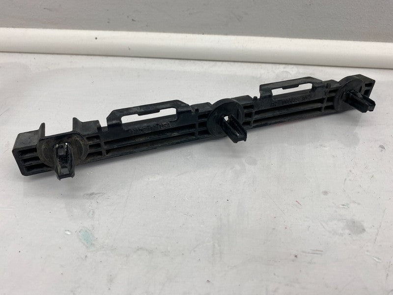 100369300C ⭕ 12-20 Model S Front Right Rocker Panel Trim Molding Sill Bracket 1003693-00-C