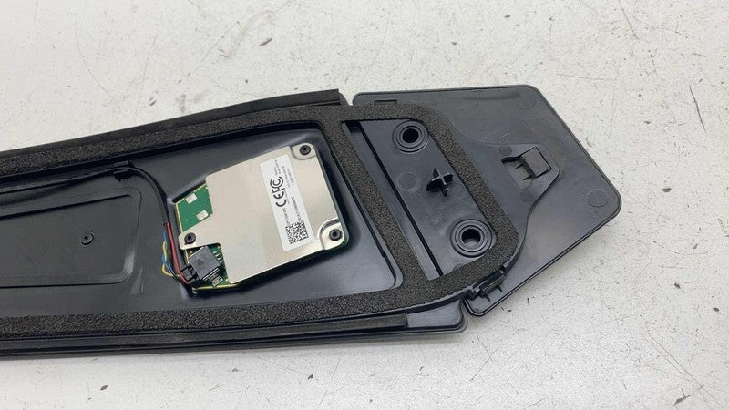 110044100D ⭕17-23 Model 3 Right B-Pillar Applique Glass Trim Molding w/ Camera 1100441-00-D