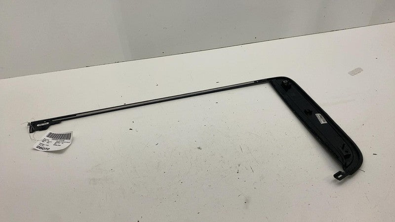 87849117 ⭕19-25 Chevrolet Silverado 1500 Rear Right Side Door Window Applique RH 87849117