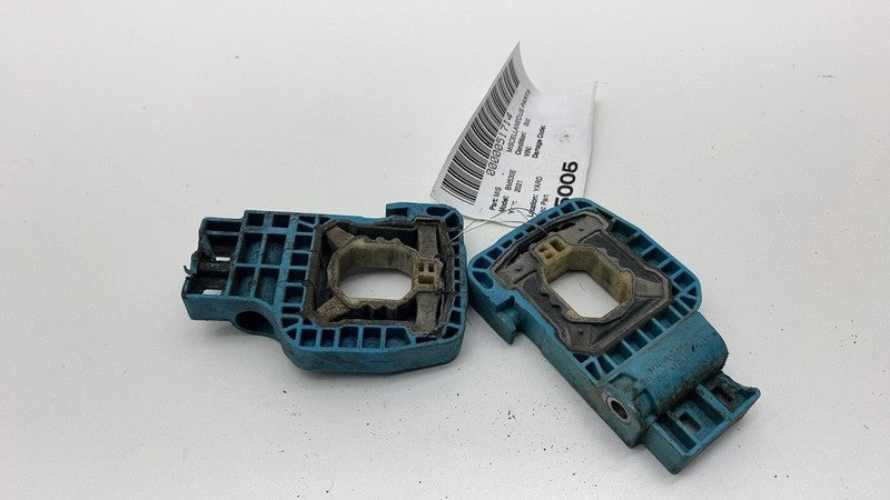 16477130 2017-2023 BMW 530e G30 PAIR Front Left & Right Radiator Mount Support Bracket