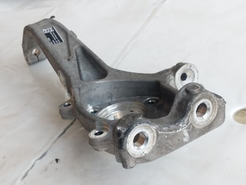 1044311-00-E 2017-2023 Tesla Model 3 Front Driver Side Spindle Knuckle Left LH AWD Assembly