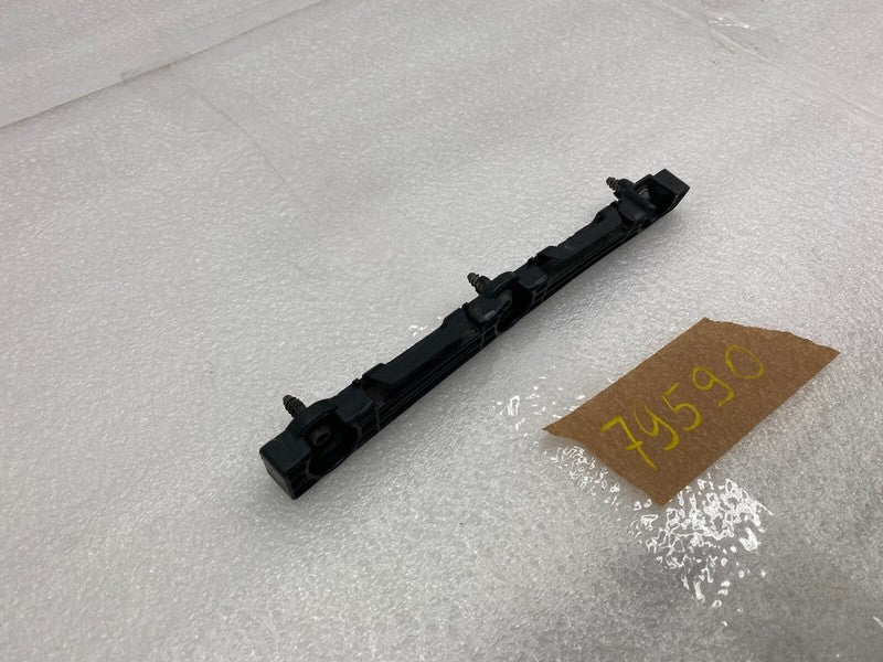 ⭕ 2012-2020 Tesla Model S Front Passenger Side Skirt Rocker Panel Bracket Right