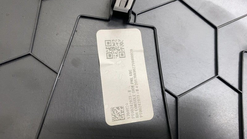 PT00000878 ⭕ 22-24 Rivian R1T Front Right Lower Center Console Trim Panel Cover PT00000878