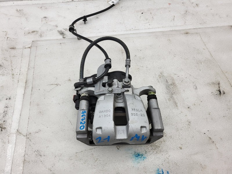 118878100A ⭕ 2020-2024 Tesla Model Y Rear Left Caliper w/ Brake Line Hose BASE 1044623-00-I