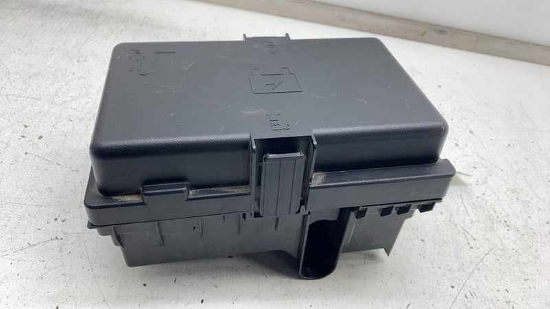 ⭕2017-2022 Chrysler Pacifica Engine Fuse Box Relay Junction Module Unit w/ Cover