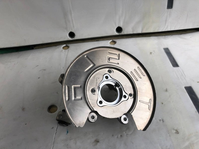 ⭕ 2020-2024 Model Y Rear Driver Side Spindle Knuckle w/ Shield Left 11