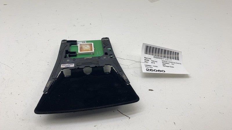 ⭕ 17-23 Model 3 Triple Cam GNSS Antenna Rain Sensor Module & Cover 111