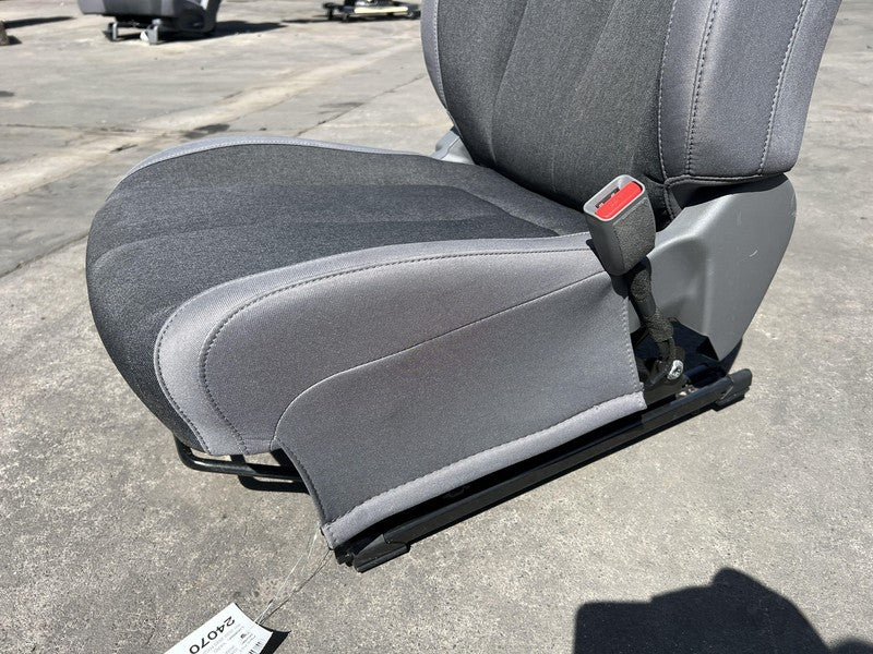 881P6-GI200 ⭕ 2022 2023 Hyundai Ioniq 5 Front Passenger Side 1st Row Seat Cloth Right Gray