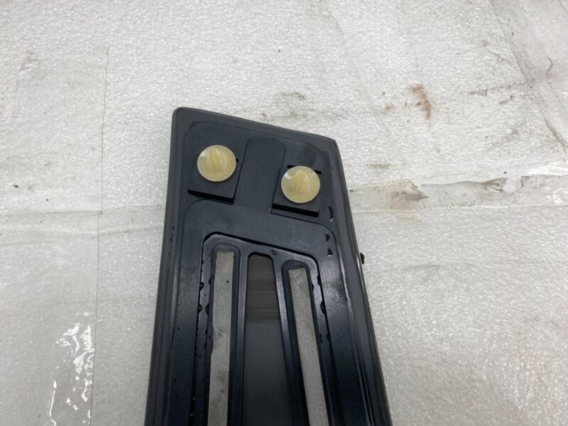 14942 2012-2015 Tesla Model S MS Driver Side B-Pillar Molding Applique Glass Trim Left