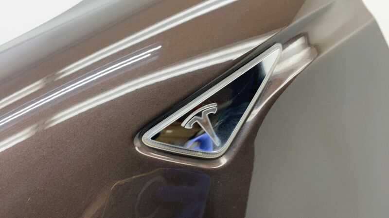 2012-2020 Tesla Model S Front Driver Side Fender Shell Panel Left LH Brown PMAB