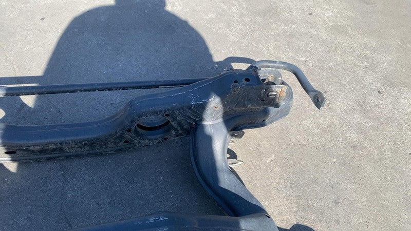 ⭕ 2014-2015 Mercedes-Benz B Electric Drive Rear Subframe w/ Stabilizer Bar Assy