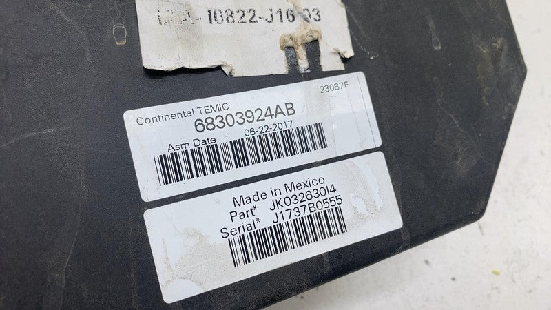 68303924AB ⭕ 16-17 Jeep Wrangler Totally Integrated Power Module Fuse Box Relay 68303924AB