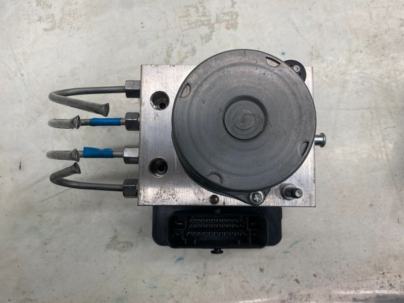 1044745 00 B ⭕ 17-23 Tesla Model 3 Y Anti-Lock Brake System ABS Pump Module Unit 1044745-00-B