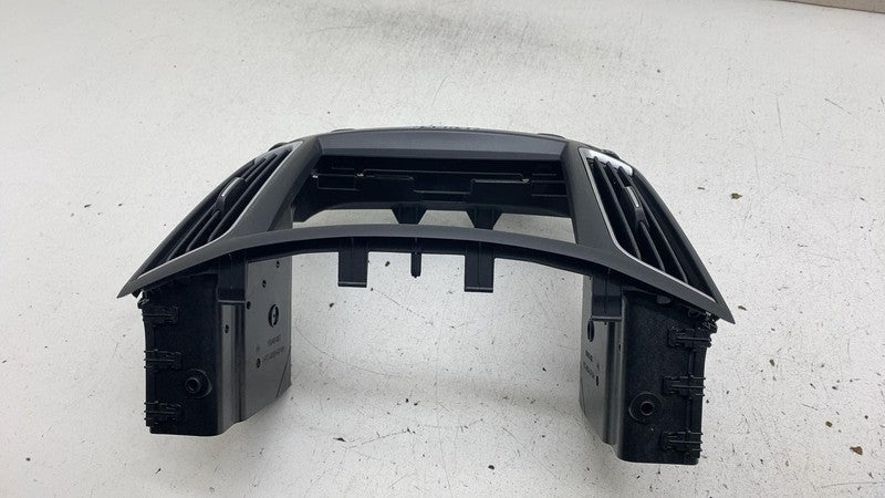 670123508 ⭕2017-2023 Levante AC Heater Climate Control Switch Radio Screen Bezel 670123508