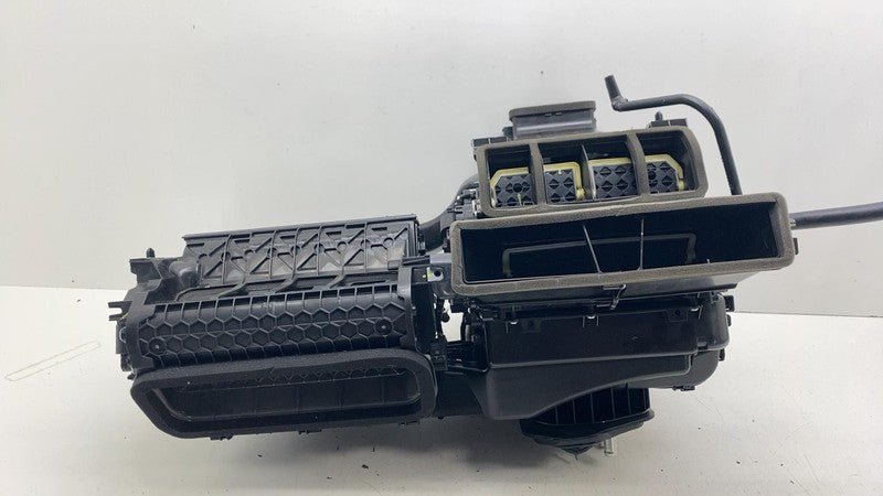 32329717 ⭕ 2023 Polestar 2 HVAC AC Climate Heater Blower Housing Box Assembly 32329717