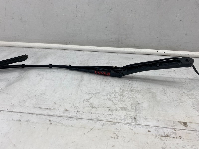 2020-2023 Tesla Model Y MY Front Left or Right Windshield Wiper Arm & Blade OEM