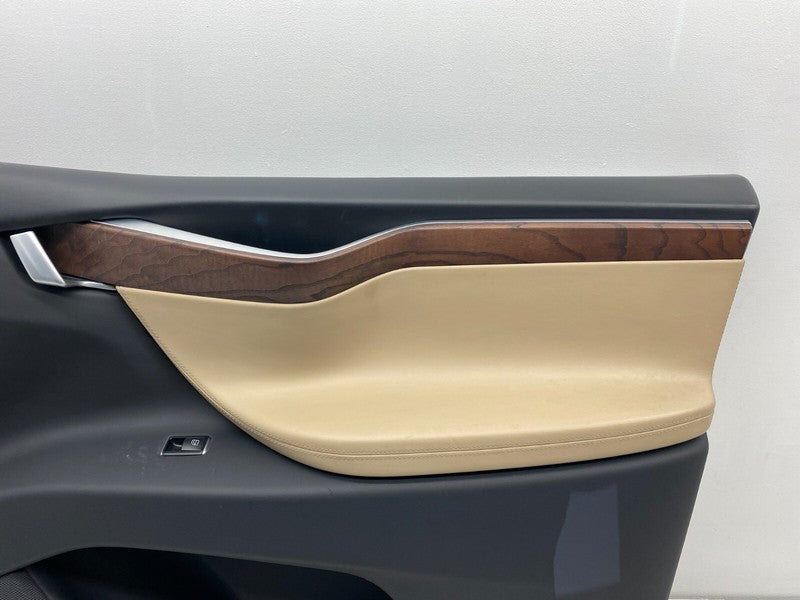 105548313F ⭕16-20 Model X MX Front Right Door Panel Trim Card Cover w/ Molding 1055483-13-F