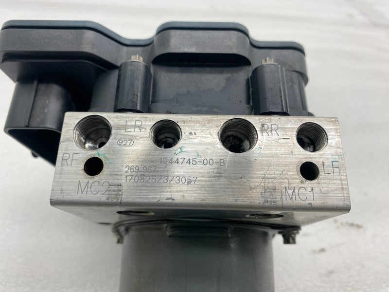 1044745 00 B ⭕ 2017-2023 Tesla Model 3 M3 Antilock Brake System ABS Pump Module 1044745-00-B