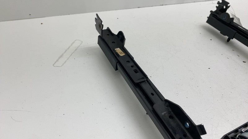 ⭕ 17-23 Model 3 M3 Front 1st Row Seat Adjuster Motor w/ Rail Track 111