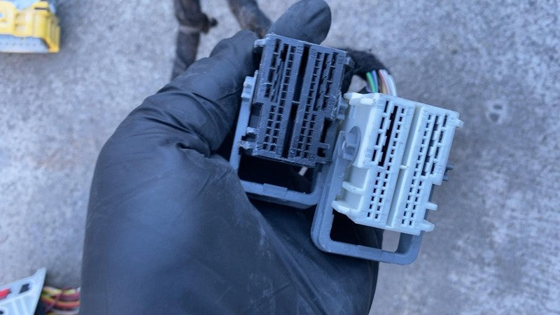 ⭕ 2023 Jeep Wrangler 4XE 2.0L Hybrid Body Wiring Harness Cable Loom 68