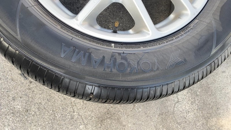 ⭕ 2021 2022 Chrysler Pacifica Wheel Rim 17" inch 17x7 5V Spoke w/ Yokohama Tire