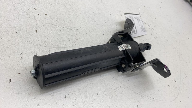 PT00042257 ⭕ 22-24 Rivian R1T Rear Driver Side Tailgate Trunk Support Strut Left PT00042257