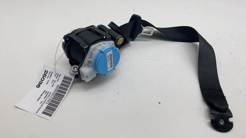 ⭕ 2014-2015 Mercedes-Benz B Electric Drive Rear Right Seatbelt & Retractor Assy