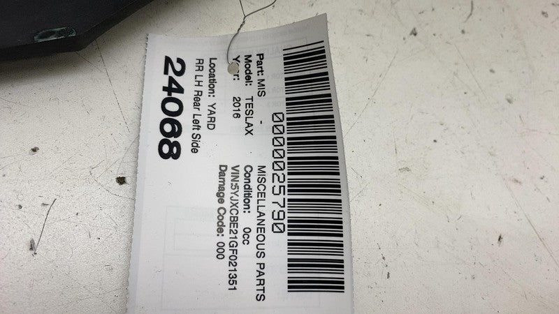 ⭕ 2016-2020 Tesla Model X Trunk Load Floor Support Bracket Left LH 106