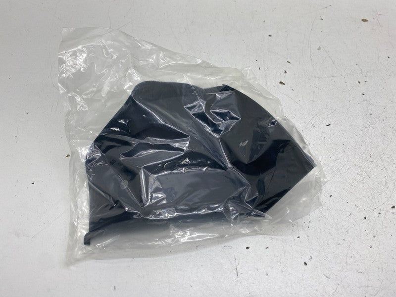 1784320 00 B ⭕ 24-26 Model 3 Rear Right Liftgate Trough Trim Lower Tailamp Cover 1784320-00-B