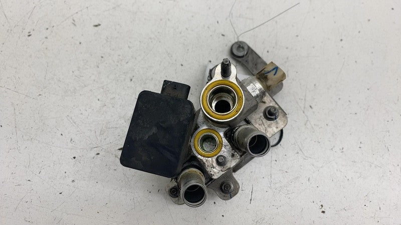 32373356 ⭕ 2021 2022 2023 Polestar 2 Engine Oil Cooler Heat Exchanger w/ Bracket 32373356