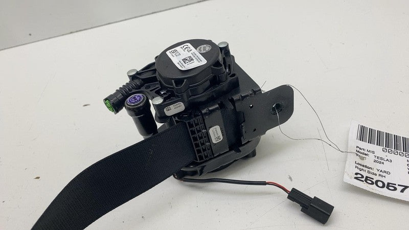 1856706N1D ⭕ 24-25 Tesla Model 3 M3 Front Right 1st Row Seat Belt & Retractor 1856706-N1-D