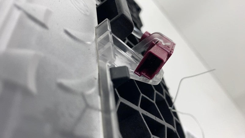 2017-2023 BMW 530e G30 Front Center Console Storage Sliding Bin Lid Trim Cover