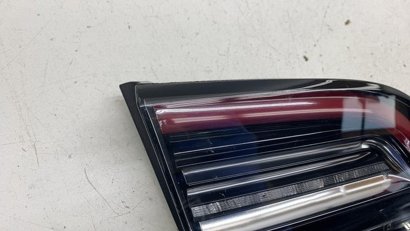 ⭕ 17-23 Model 3 Rear Left Inner Taillight LED Tail Lamp (3-Pin) LH 107